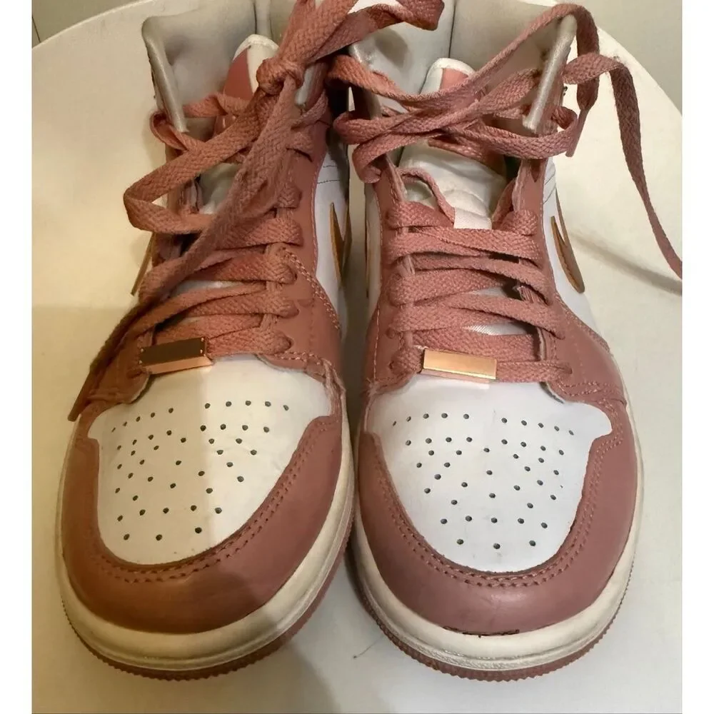 Nike Air Womens Jordan Mid SE Trainers Sneaker FB9892-670 Stardust Copper Sz 6.5